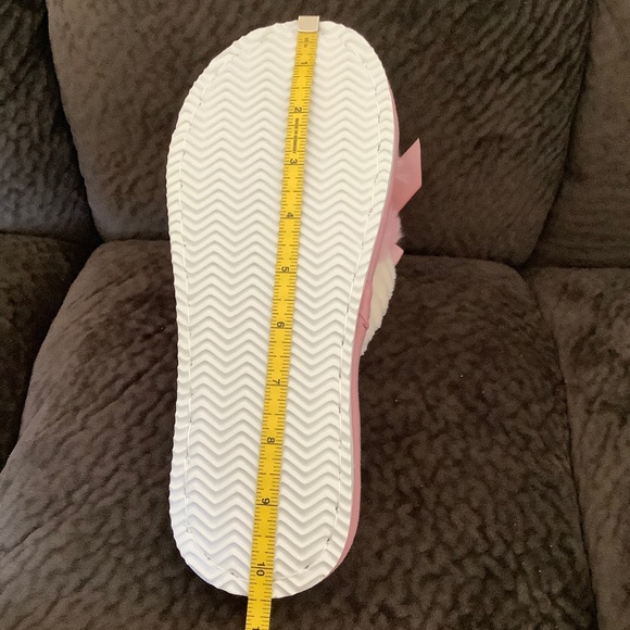 NEW Cozy Bowknot Fluffy Home Slippers for Women, Size 8 - Picture 10 of 10